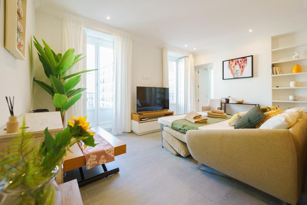 Exclusive Temporary Flat With Balconies Temporal Afi332d Madrid