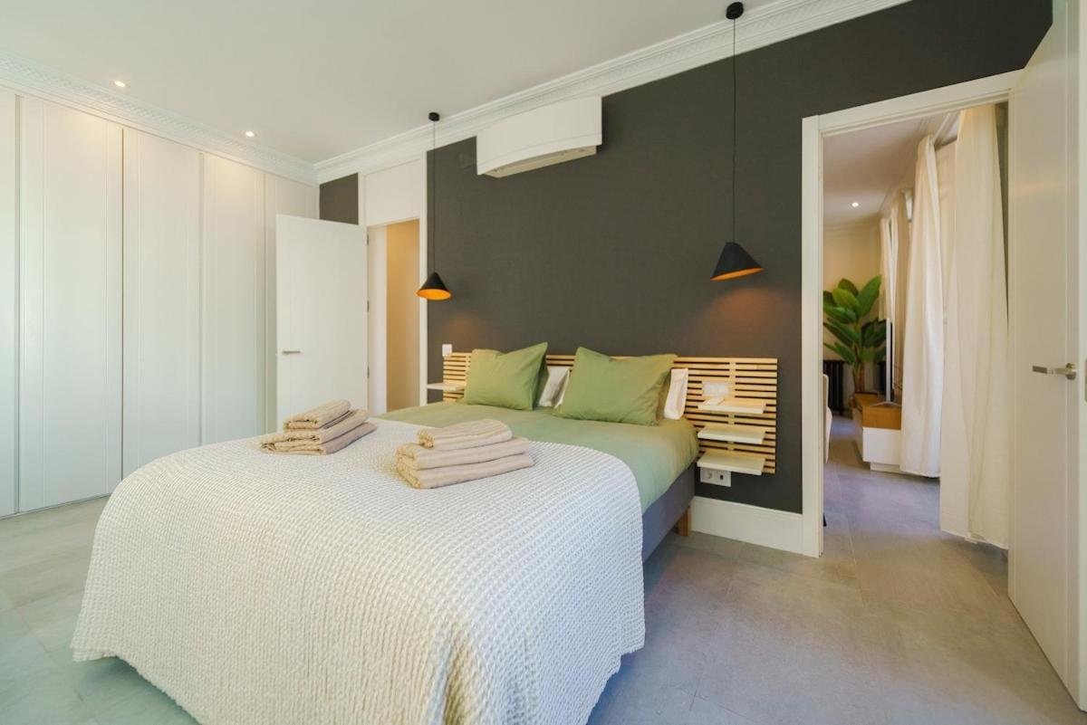 Exclusive Temporary Flat With Balconies Temporal Afi332d Apartamento *