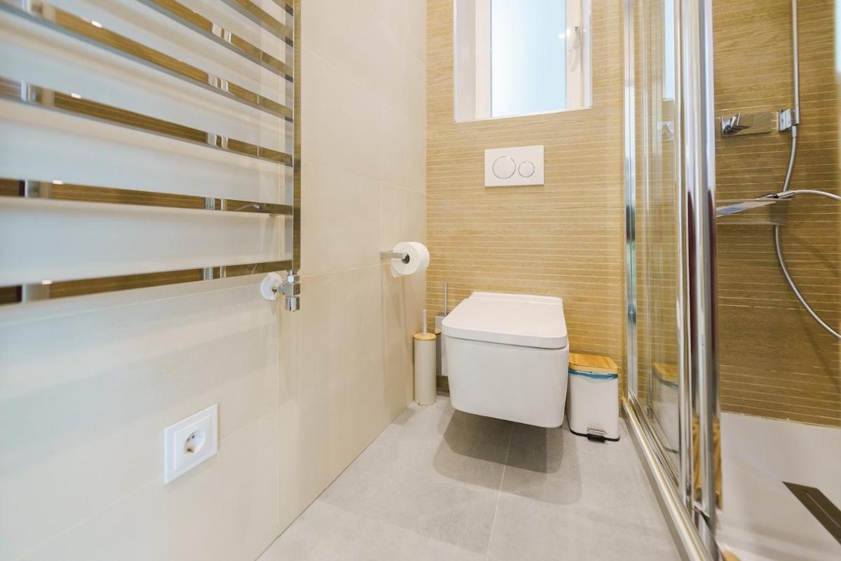 Apartamento Exclusive Temporary Flat With Balconies Temporal Afi332d