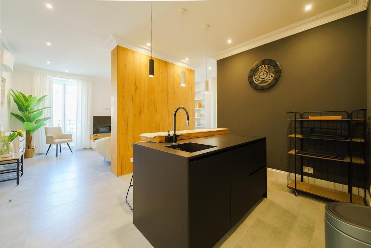 Exclusive Temporary Flat With Balconies Temporal Afi332d Apartamento Madrid